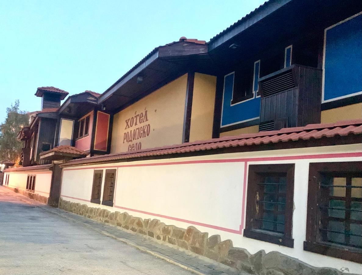 ,,Адела”-Апартамент За Гости Velingrad Bagian luar foto